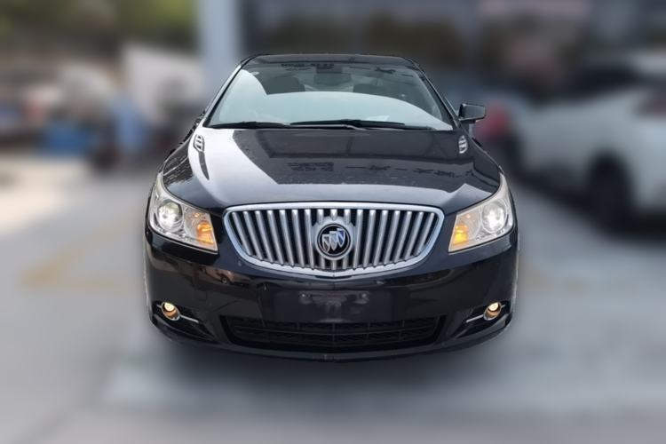 Used Buick LaCrosse 2013 2.4L SIDI Elite Comfort Version Front