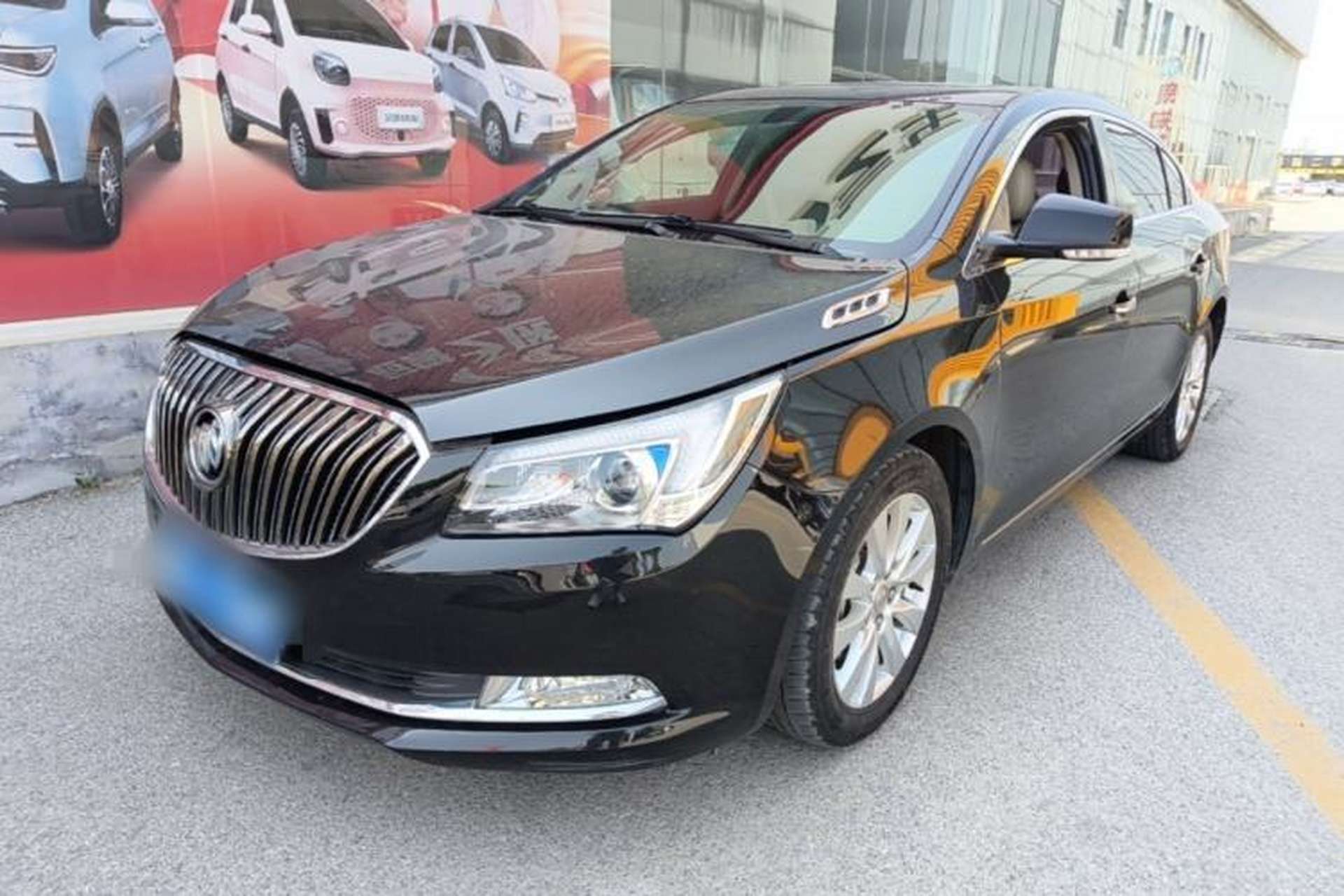 Used Buick LaCrosse 2013 2.4L SIDI Leading Comfort Version Front Left 45 Deg