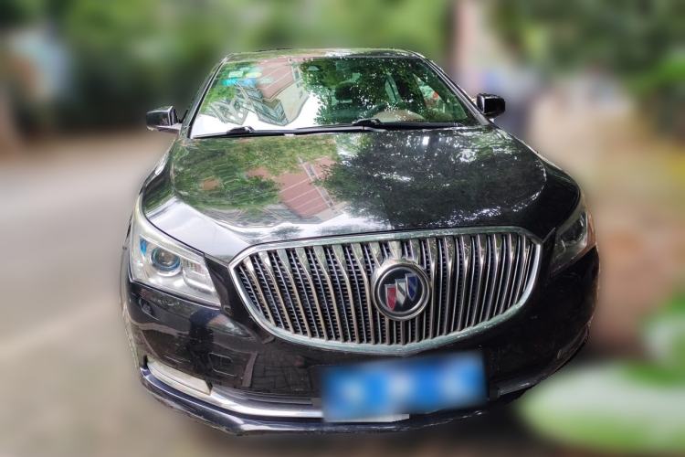 Used Buick LaCrosse 2013 3.0L SIDI V6 Smart Luxury Flagship Model Front