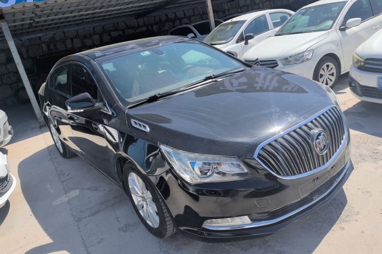 Used Buick LaCrosse 2013 2.4L SIDI Elite Comfort Version Front Right 45 Deg