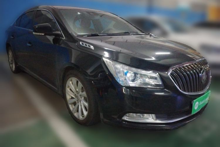 Used Buick LaCrosse 2013 2.0T SIDI Smart Luxury Flagship Edition Front Right 45 Deg
