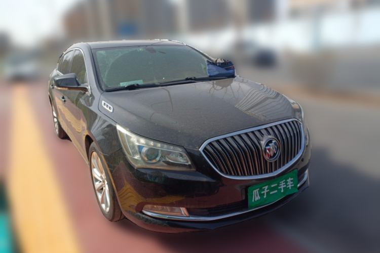 Used Buick LaCrosse 2013 2.4L SIDI Luxury Comfort Edition Front Right 45 Deg