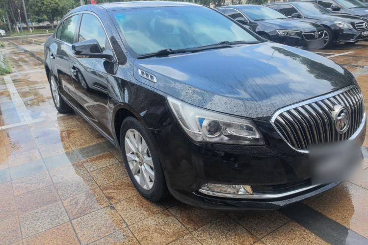 Used Buick LaCrosse 2013 2.4L SIDI Leading Comfort Version Front Right 45 Deg