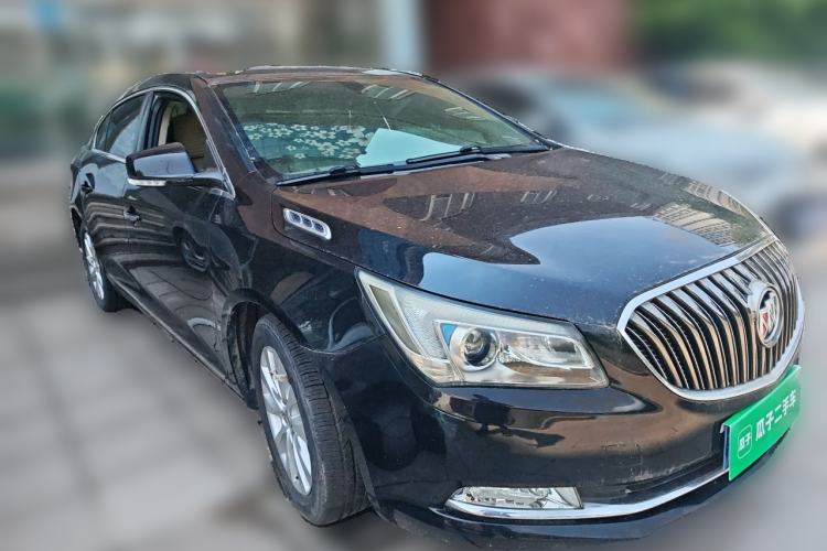 Used Buick LaCrosse 2013 2.4L SIDI Leading Comfort Version Front Right 45 Deg