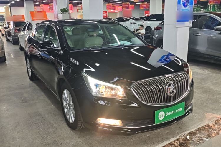 Used Buick LaCrosse 2013 2.4L SIDI Leading Comfort Version Front Right 45 Deg