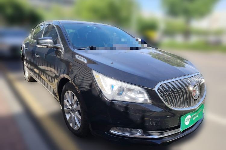 Used Buick LaCrosse 2013 2.4L SIDI Elite Comfort Version Front Right 45 Deg
