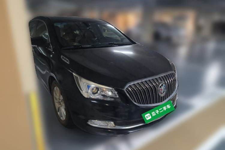 Used Buick LaCrosse 2013 2.4L SIDI Leading Comfort Version Front Right 45 Deg