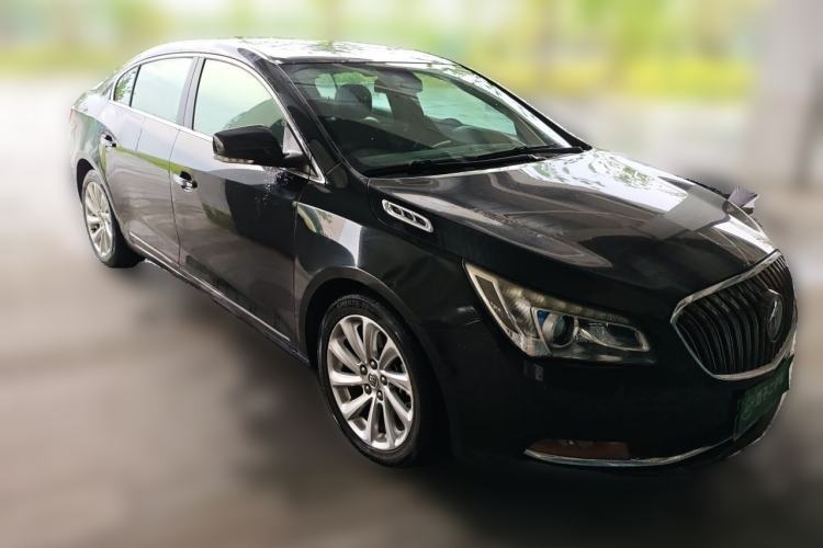 Used Buick LaCrosse 2013 3.0L SIDI V6 Smart Luxury Flagship Model Front Right 45 Deg