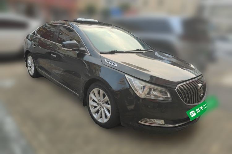 Used Buick LaCrosse 2013 2.4L SIDI Luxury Comfort Edition Front Right 45 Deg