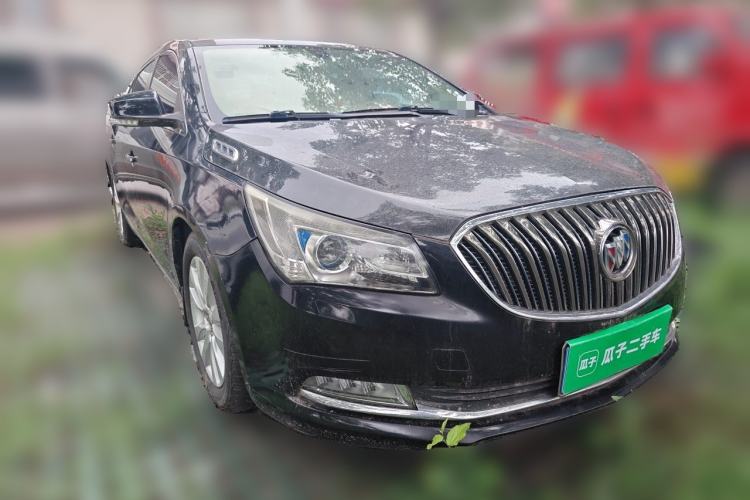 Used Buick LaCrosse 2013 2.4L SIDI Elite Comfort Version Front Right 45 Deg