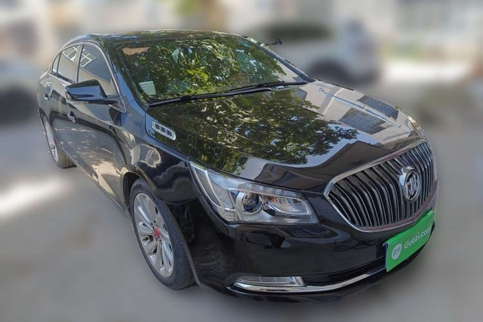 Used Buick LaCrosse 2013 2.0T SIDI Smart Luxury Flagship Edition Front Right 45 Deg