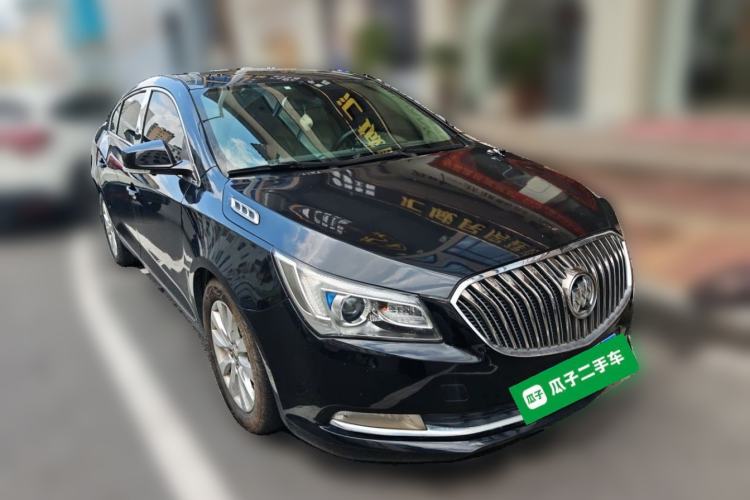 Used Buick LaCrosse 2013 2.4L SIDI Leading Comfort Version Front Right 45 Deg