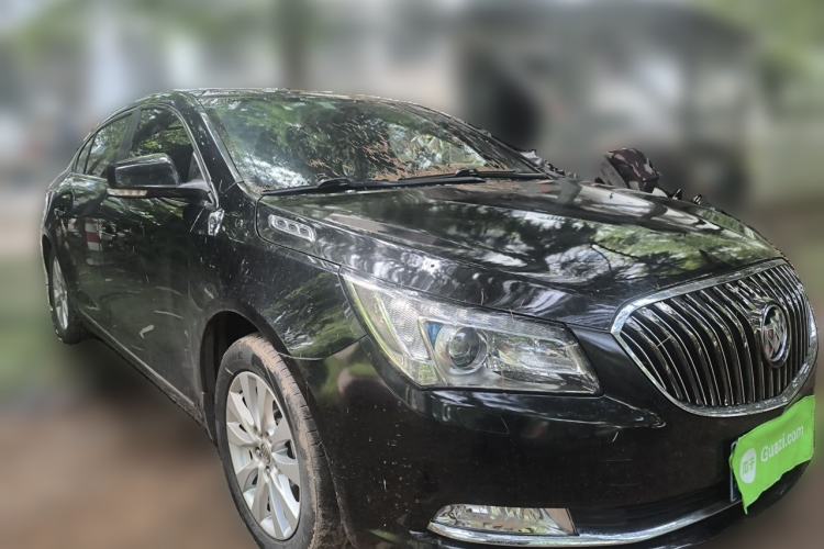 Used Buick LaCrosse 2013 2.4L SIDI Elite Comfort Version Front Right 45 Deg