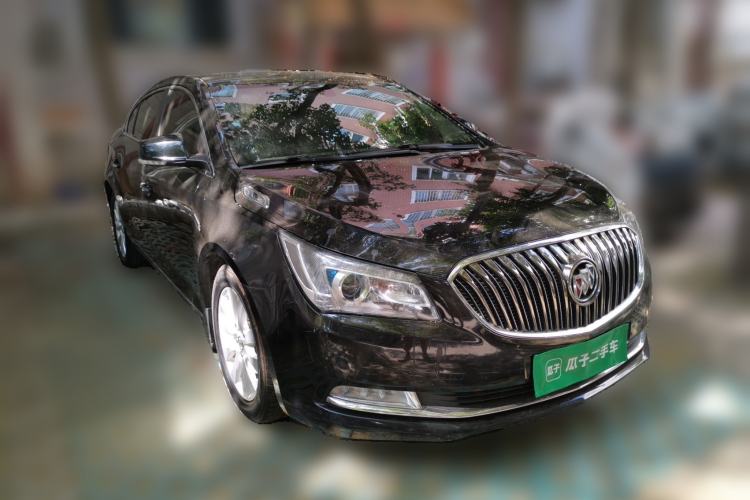 Used Buick LaCrosse 2013 2.4L SIDI Elite Comfort Version Front Right 45 Deg