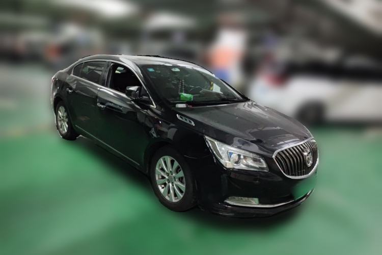 Used Buick LaCrosse 2013 2.4L SIDI Elite Comfort Version Front Right 45 Deg