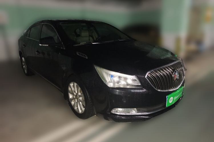 Used Buick LaCrosse 2013 2.4L SIDI Leading Comfort Version Front Right 45 Deg