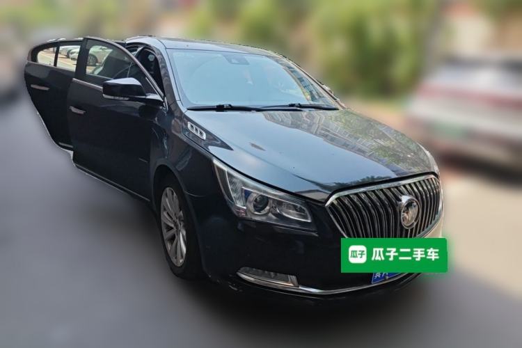 Used Buick LaCrosse 2013 3.0L SIDI V6 Smart Luxury Flagship Model Front Right 45 Deg