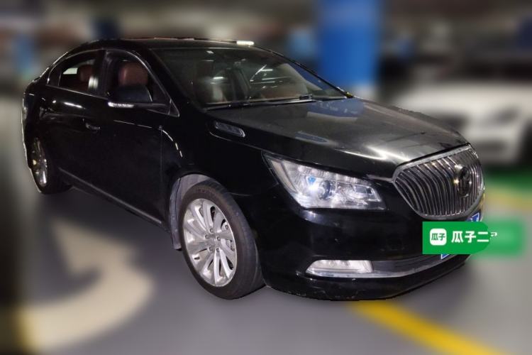 Used Buick LaCrosse 2013 3.0L SIDI V6 Smart Luxury Flagship Model Front Right 45 Deg