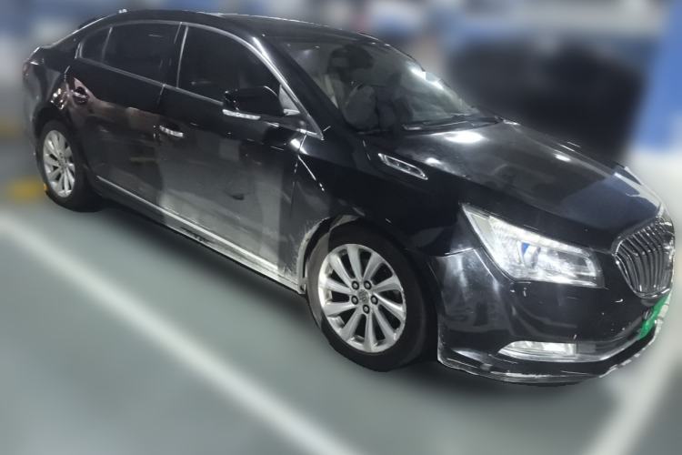 Used Buick LaCrosse 2013 2.0T SIDI Technology Version Front Right 45 Deg