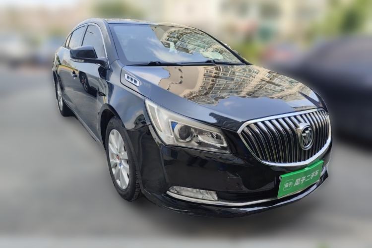 Used Buick LaCrosse 2013 2.4L SIDI Leading Comfort Version Front Right 45 Deg