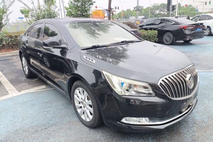 Used Buick LaCrosse 2013 2.4L SIDI Leading Comfort Version Front Right 45 Deg