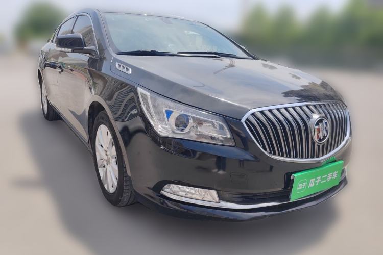 Used Buick LaCrosse 2013 2.4L SIDI Elite Comfort Version Front Right 45 Deg