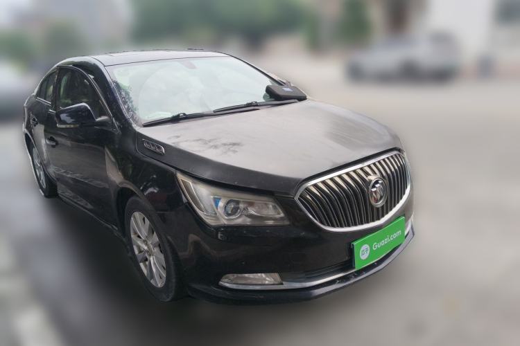 Used Buick LaCrosse 2013 2.4L SIDI Leading Comfort Version Front Right 45 Deg