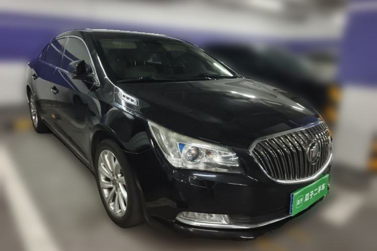 Used Buick LaCrosse 2013 3.0L SIDI V6 Smart Luxury Flagship Model Front Right 45 Deg