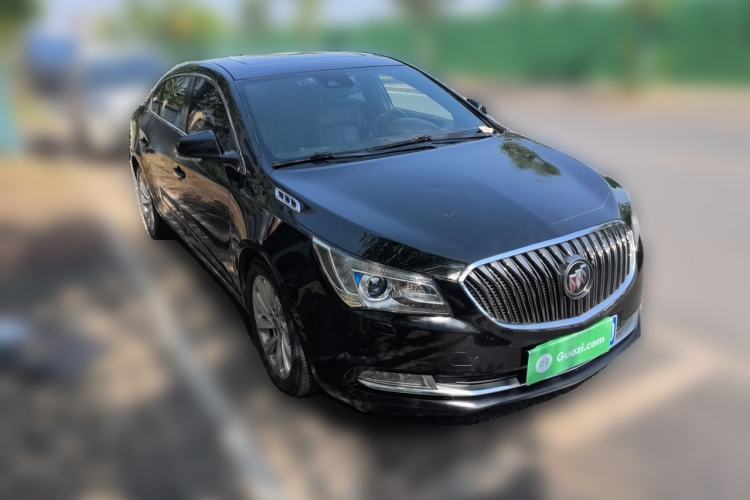 Used Buick LaCrosse 2013 2.0T SIDI Smart Luxury Flagship Edition Front Right 45 Deg