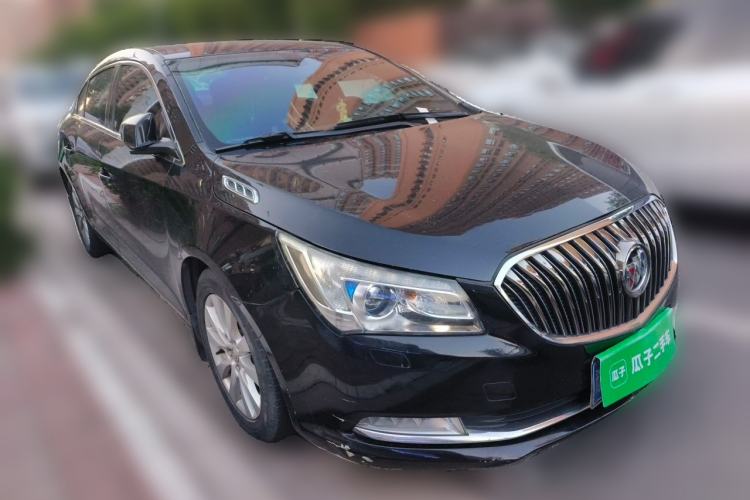 Used Buick LaCrosse 2013 2.4L SIDI Elite Comfort Version Front Right 45 Deg