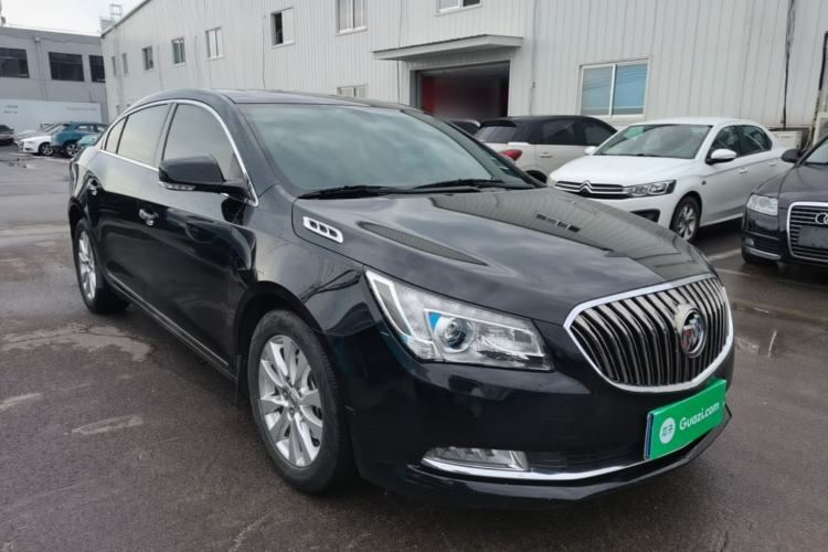 Used Buick LaCrosse 2013 2.4L SIDI Elite Comfort Version Front Right 45 Deg