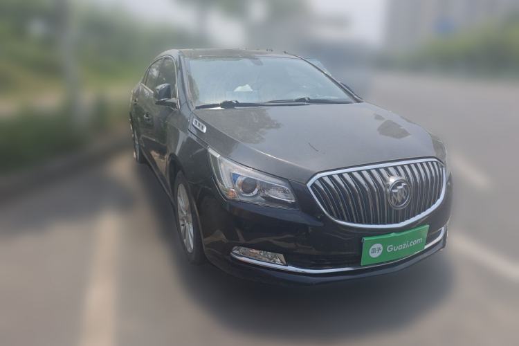 Used Buick LaCrosse 2013 2.4L SIDI Leading Comfort Version Front Right 45 Deg