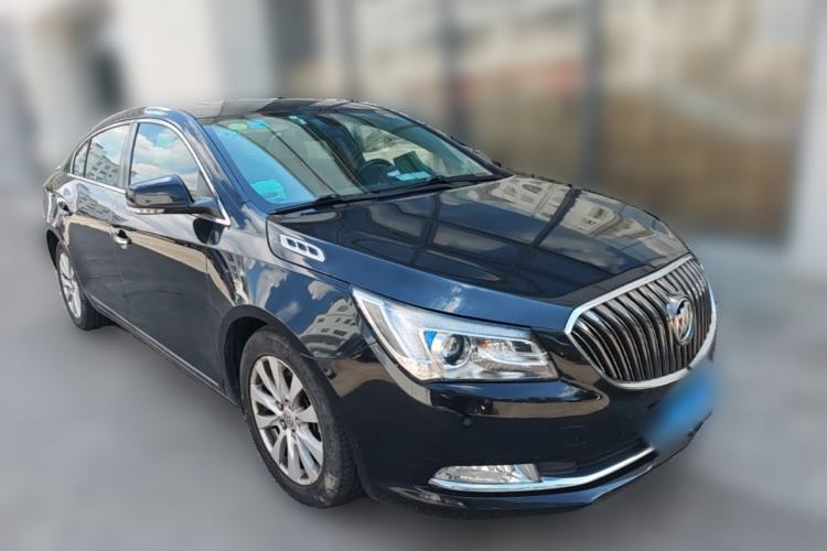 Used Buick LaCrosse 2013 2.4L SIDI Leading Comfort Version Front Right 45 Deg