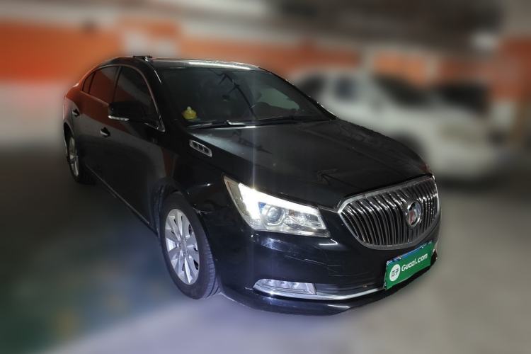 Used Buick LaCrosse 2013 2.4L SIDI Elite Comfort Version Front Right 45 Deg