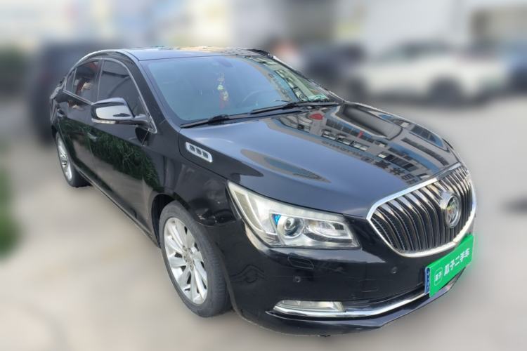 Used Buick LaCrosse 2013 2.4L SIDI Luxury Comfort Edition Front Right 45 Deg