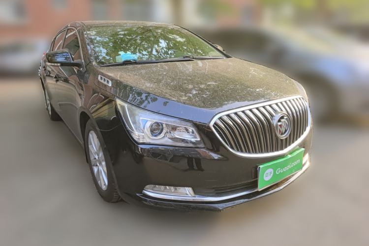 Used Buick LaCrosse 2013 2.4L SIDI Leading Comfort Version Front Right 45 Deg