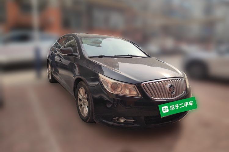 Used Buick LaCrosse 2013 2.4L SIDI Elite Comfort Version Front Right 45 Deg