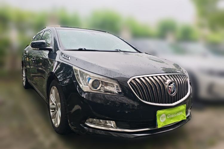 Used Buick LaCrosse 2013 2.4L SIDI Luxury Comfort Edition Front Right 45 Deg