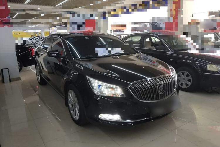 Used Buick LaCrosse 2013 3.0L SIDI V6 Smart Luxury Flagship Model Front Right 45 Deg