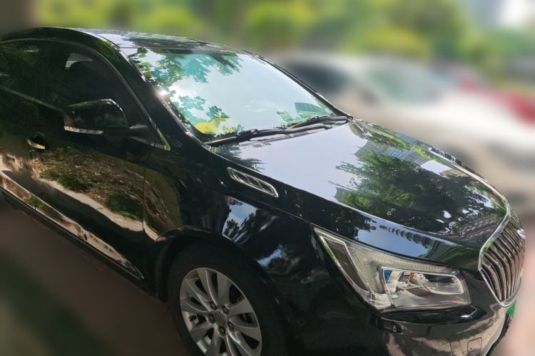 Used Buick LaCrosse 2013 2.4L SIDI Leading Comfort Version Front Right 45 Deg