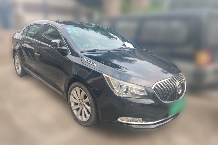 Used Buick LaCrosse 2013 2.4L SIDI Luxury Comfort Edition Front Right 45 Deg