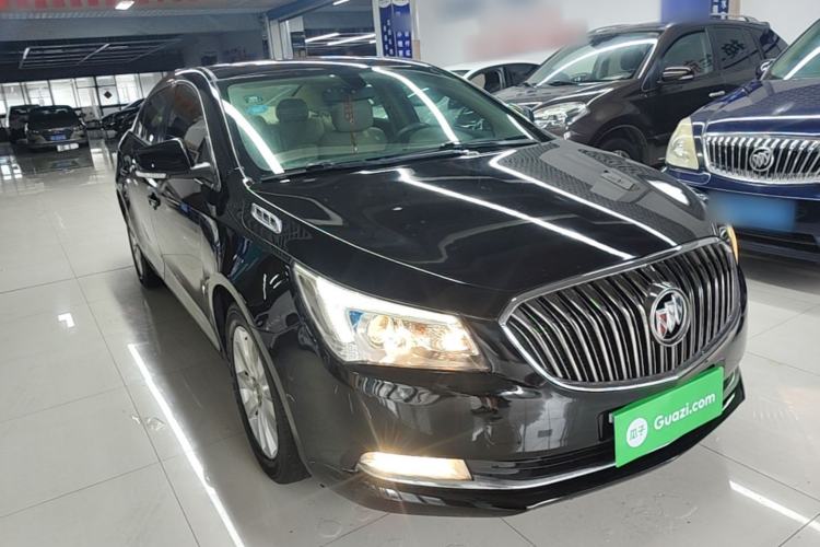 Used Buick LaCrosse 2013 2.4L SIDI Leading Comfort Version Front Right 45 Deg