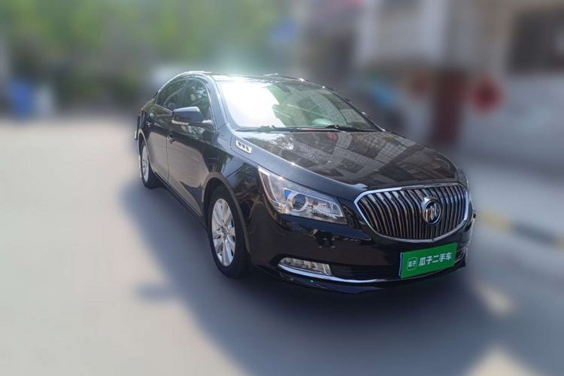 Used Buick LaCrosse 2013 2.4L SIDI Elite Comfort Version Front Right 45 Deg
