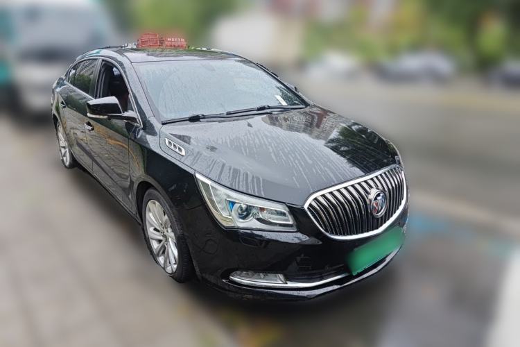 Used Buick LaCrosse 2013 2.0T SIDI Elite Tech Version Front Right 45 Deg
