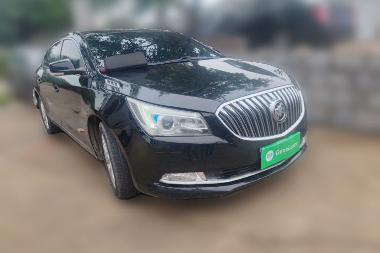 Used Buick LaCrosse 2013 2.4L SIDI Leading Comfort Version Front Right 45 Deg