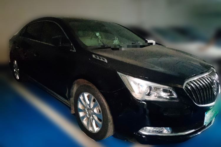 Used Buick LaCrosse 2013 2.4L SIDI Leading Comfort Version Front Right 45 Deg