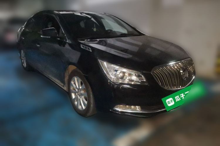 Used Buick LaCrosse 2013 2.4L SIDI Leading Comfort Version Front Right 45 Deg