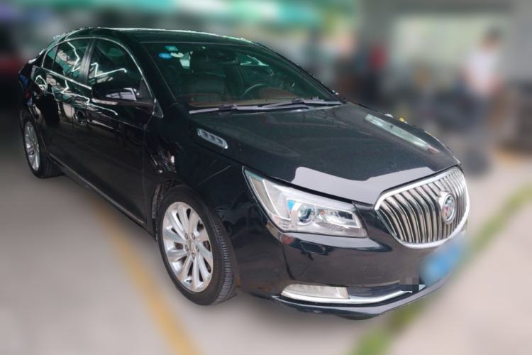 Used Buick LaCrosse 2013 2.0T SIDI Smart Luxury Flagship Edition Front Right 45 Deg