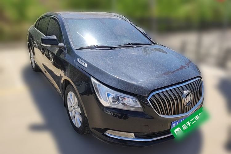 Used Buick LaCrosse 2013 2.4L SIDI Leading Comfort Version Front Right 45 Deg