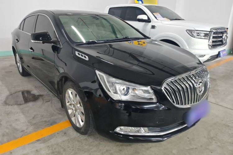 Used Buick LaCrosse 2013 2.4L SIDI Leading Comfort Version Front Right 45 Deg